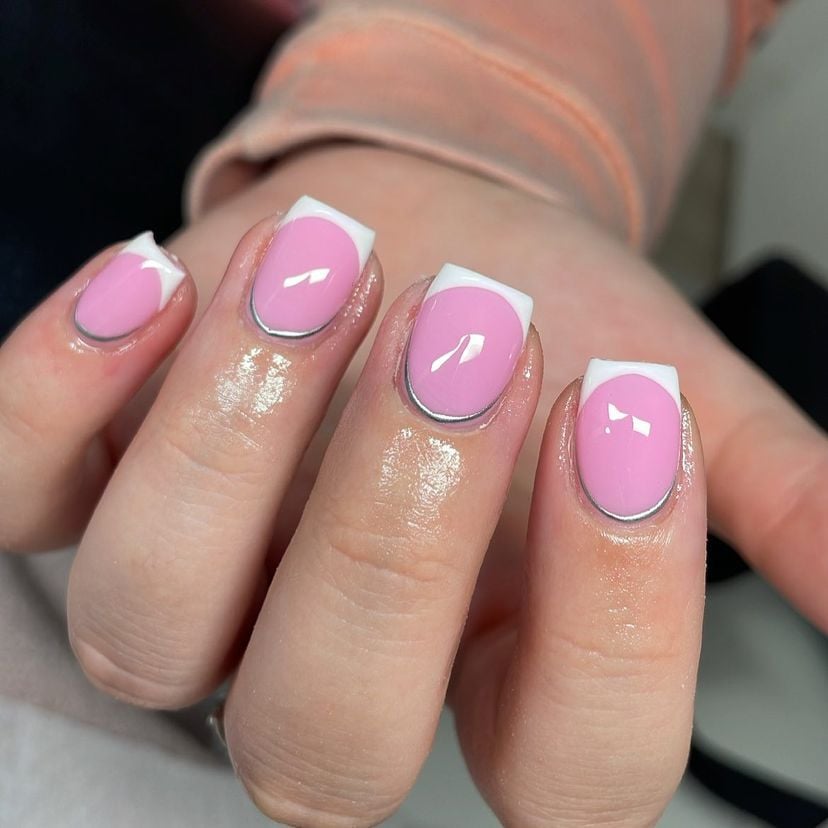 Pink nails finished with fine silver lines